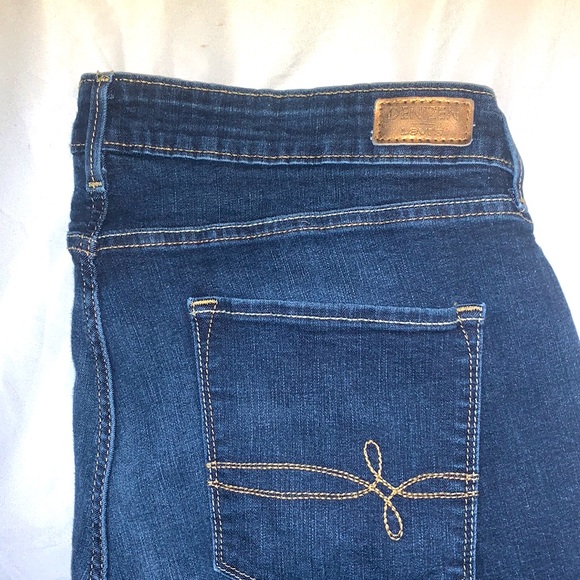 Denim Denizens from Levi Jeans - Picture 2 of 3